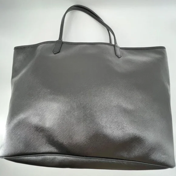 Givenchy Antigona Rottweiler tote bag with small pouch - Picture 13 of 16